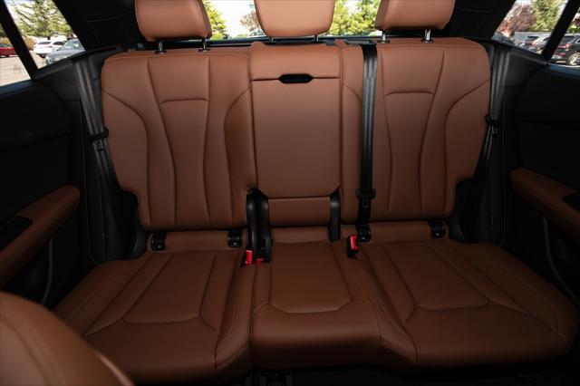 2025 Audi Q8 Premium Plus Image 14 of 40
