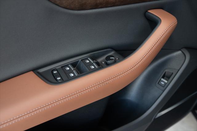 2025 Audi Q8 Premium Plus Image 25 of 40