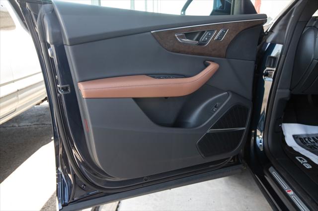 2025 Audi Q8 Premium Plus Image 24 of 40