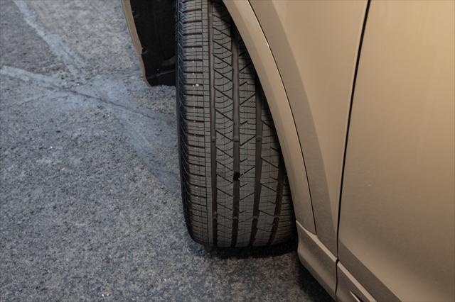 2025 Audi Q8 Premium Plus Image 35 of 39