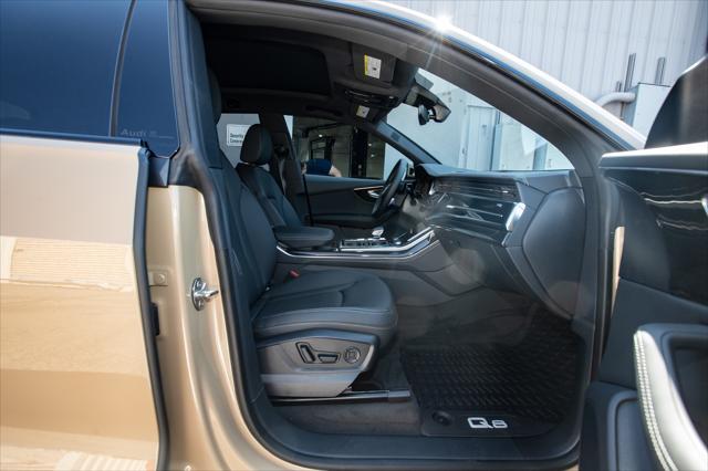 2025 Audi Q8 Premium Plus Image 13 of 39