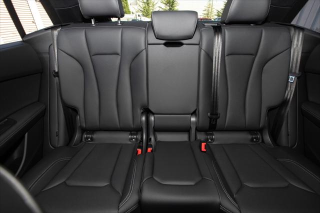 2025 Audi Q8 Premium Plus Image 11 of 39