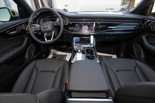 2025 Audi Q8 Premium Plus Image 14 of 39