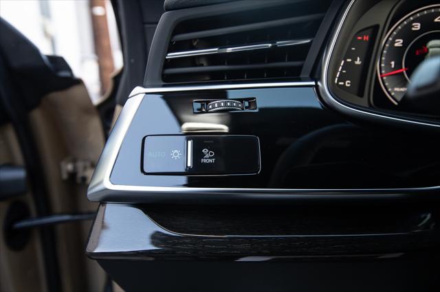 2025 Audi Q8 Premium Plus Image 30 of 39