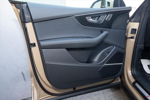 2025 Audi Q8 Premium Plus Image 22 of 39