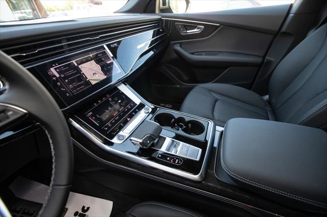 2025 Audi Q8 Premium Plus Image 21 of 39