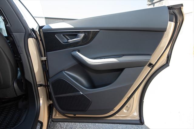 2025 Audi Q8 Premium Plus Image 29 of 39