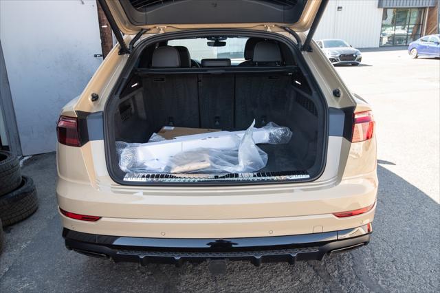 2025 Audi Q8 Premium Plus Image 10 of 39