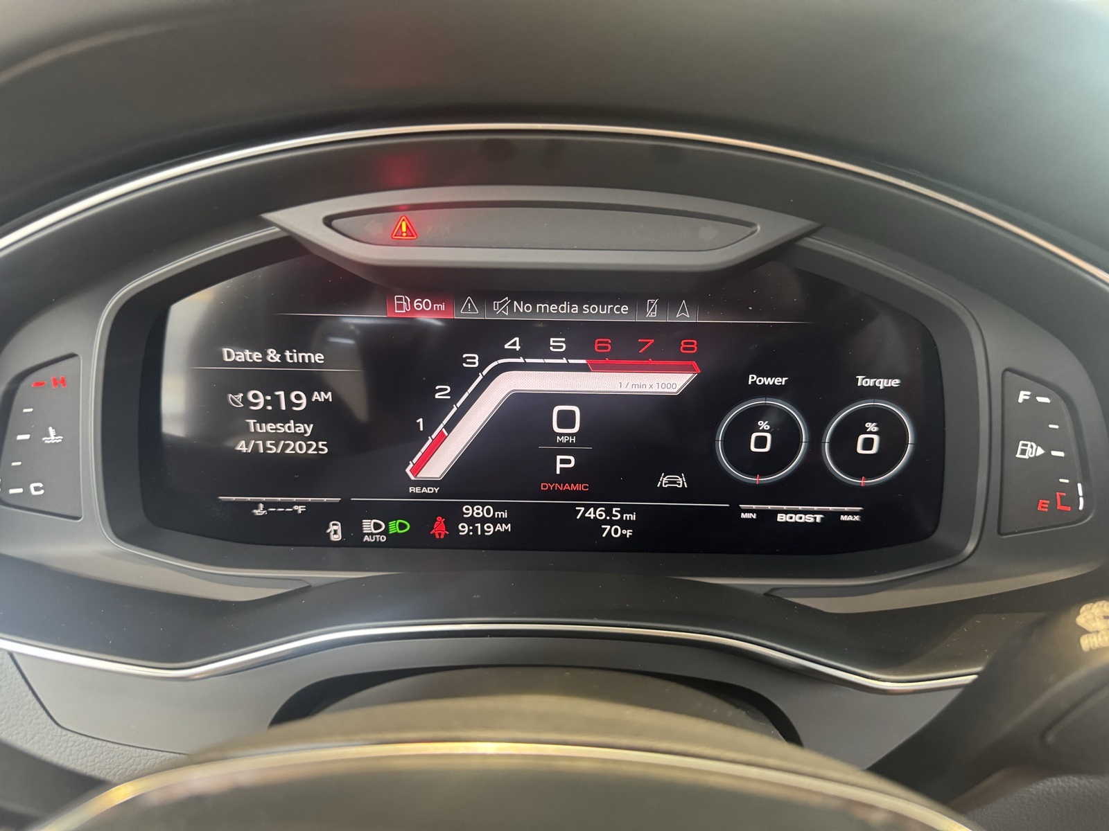 Vehicle image 18 of 30