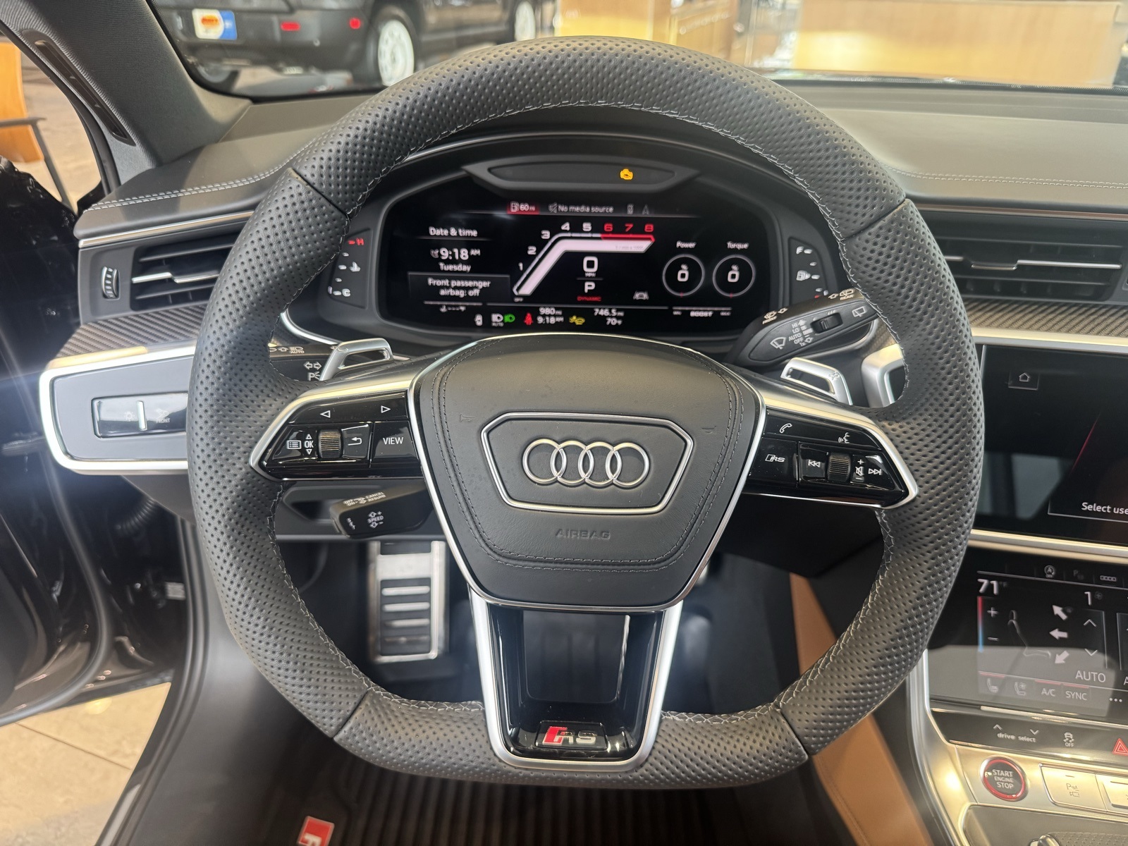 Vehicle image 16 of 30