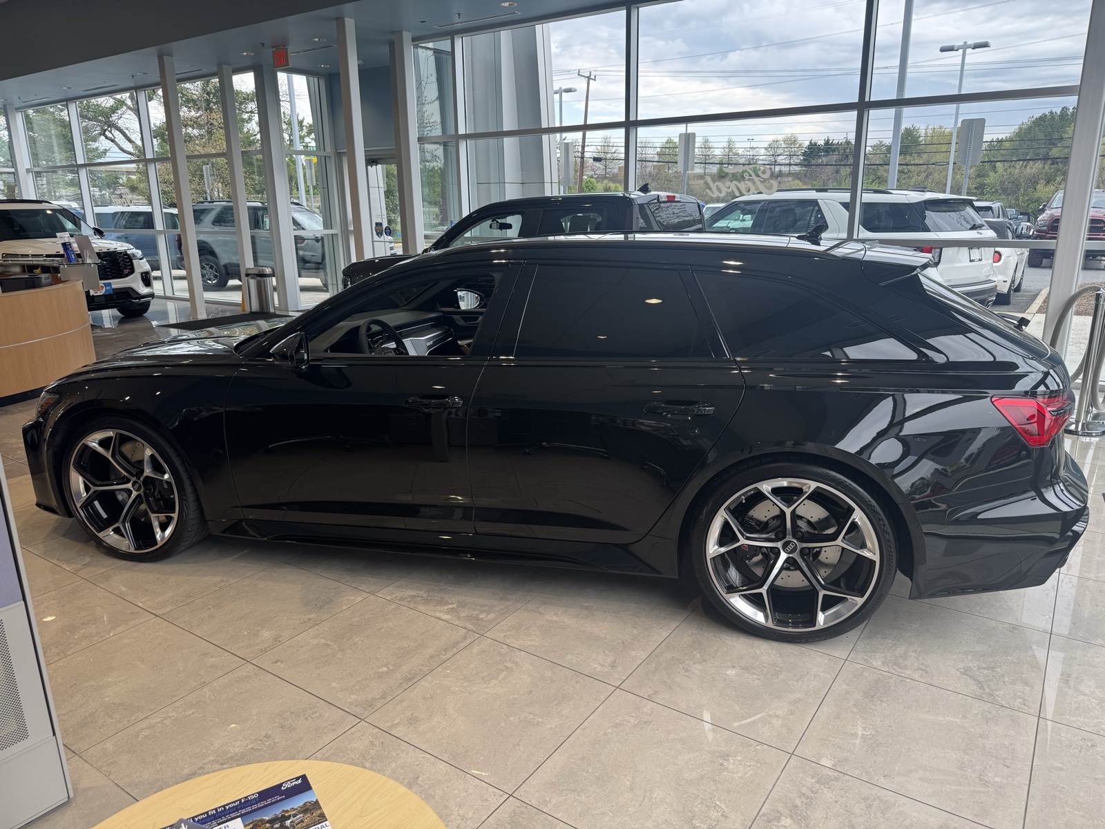 Vehicle image 5 of 30