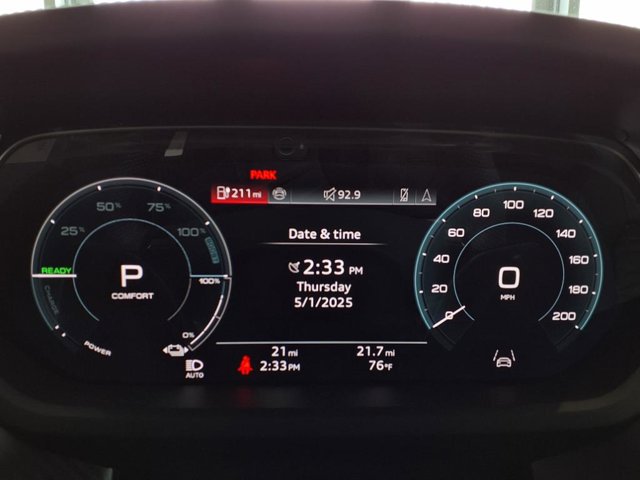Vehicle image 17 of 26
