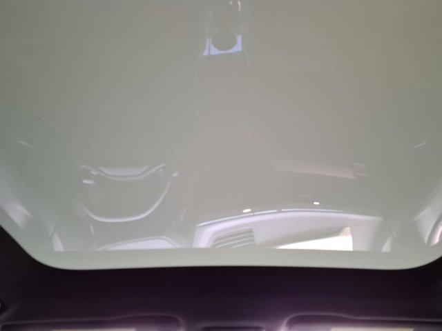 Vehicle image 9 of 26