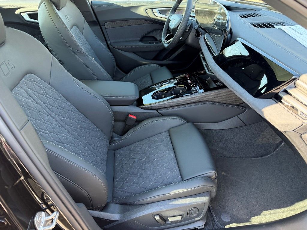 2025 Audi S5 Premium Plus Image 7 of 28