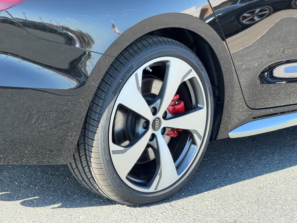 2025 Audi S5 Premium Plus Image 4 of 28