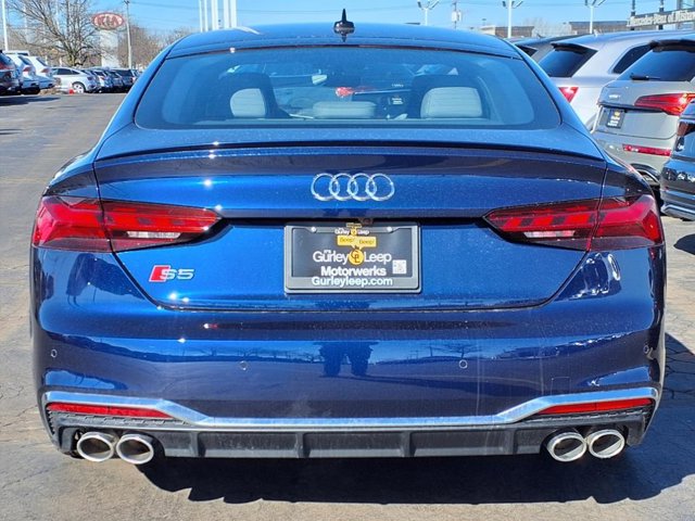 Vehicle image 5 of 23