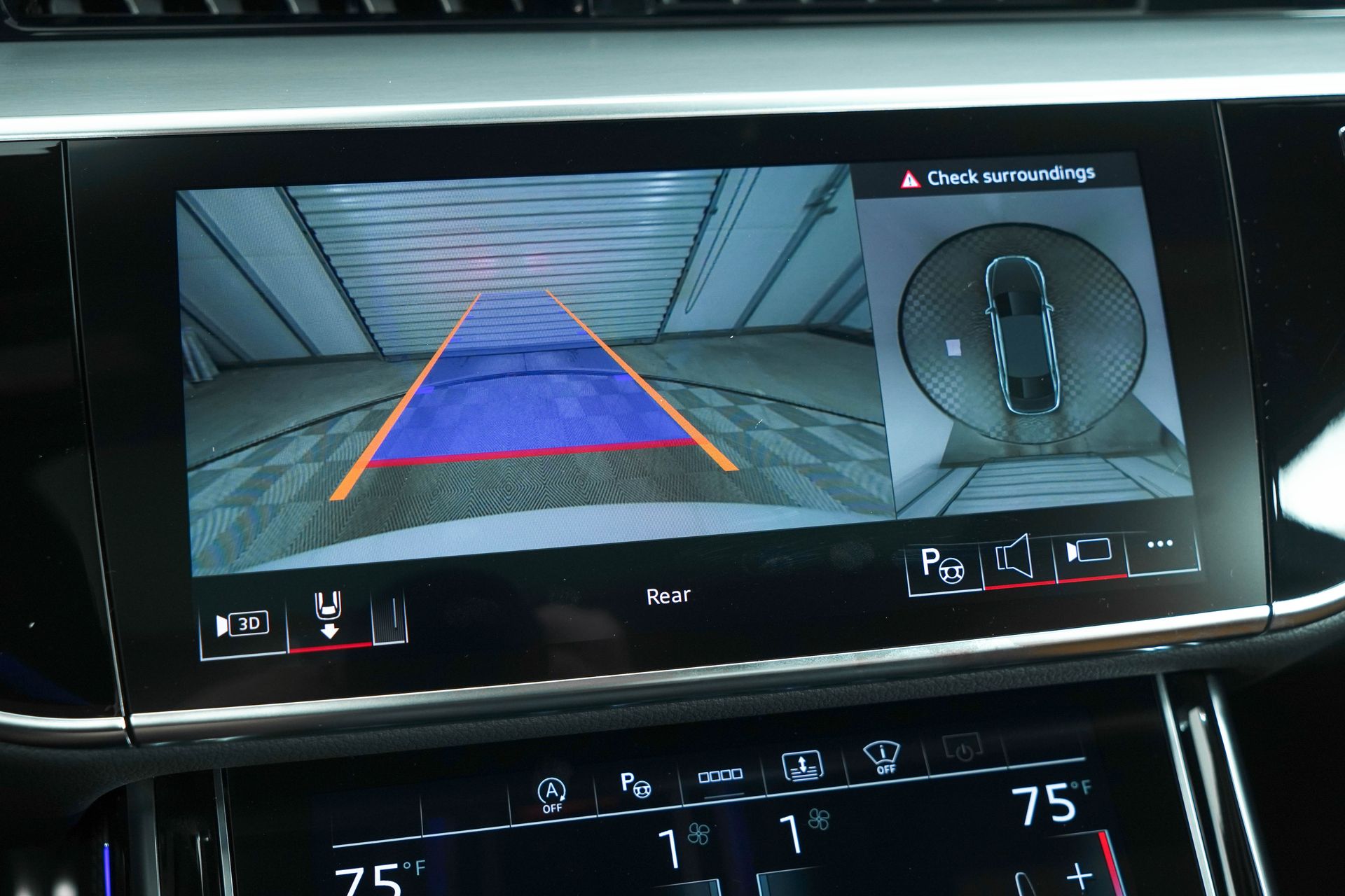 2025 Audi S8 Base Image 27 of 44