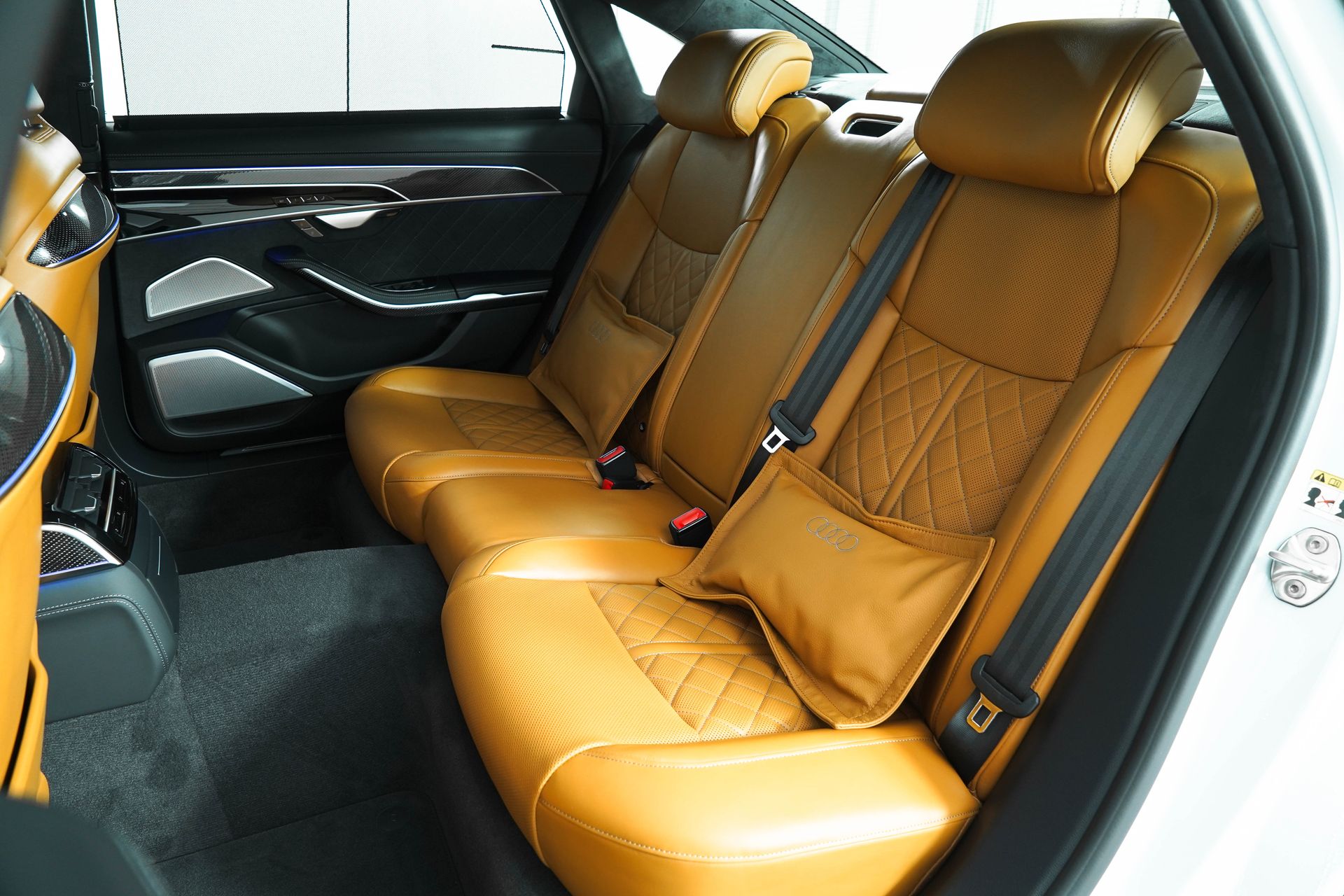 2025 Audi S8 Base Image 23 of 44