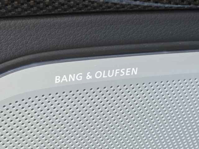 Vehicle image 41 of 44