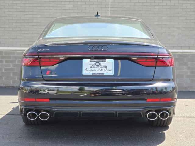Vehicle image 7 of 44