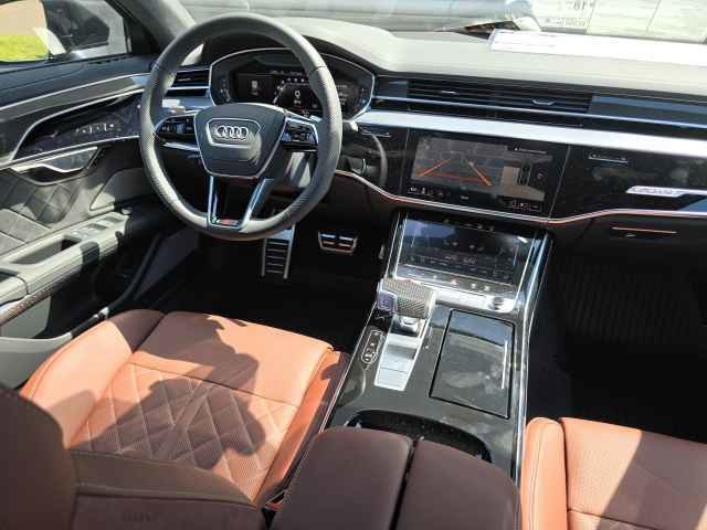 Vehicle image 18 of 44