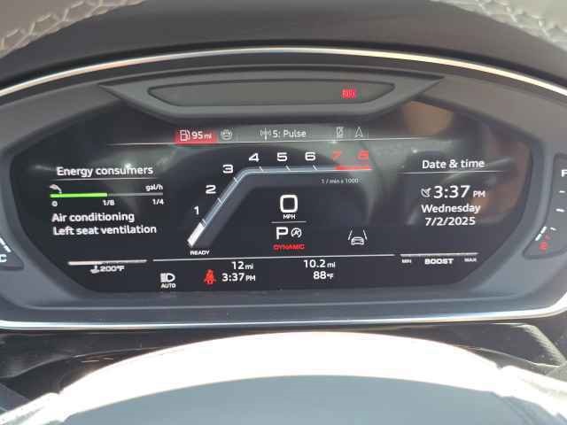 Vehicle image 22 of 44