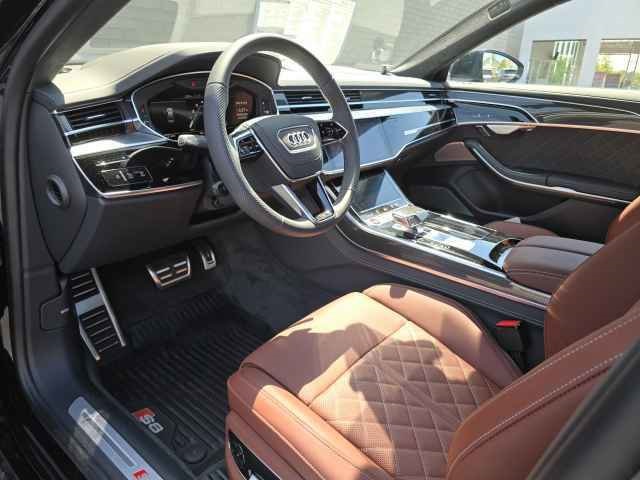 Vehicle image 20 of 44