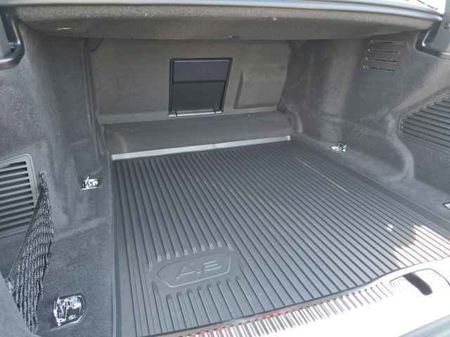 Vehicle image 11 of 44