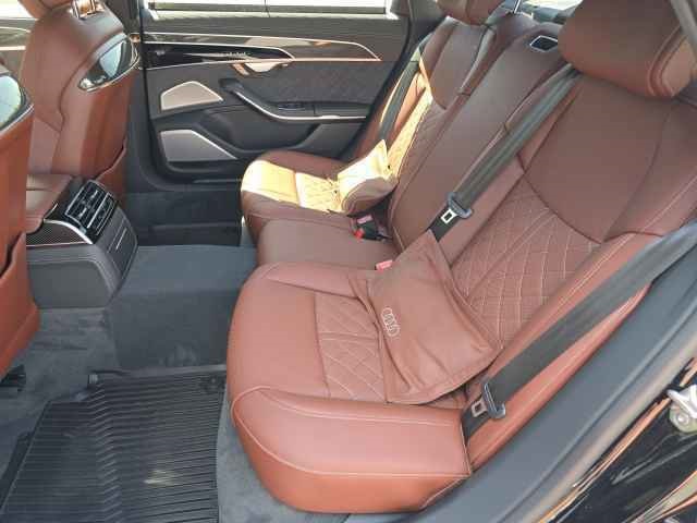 Vehicle image 16 of 44