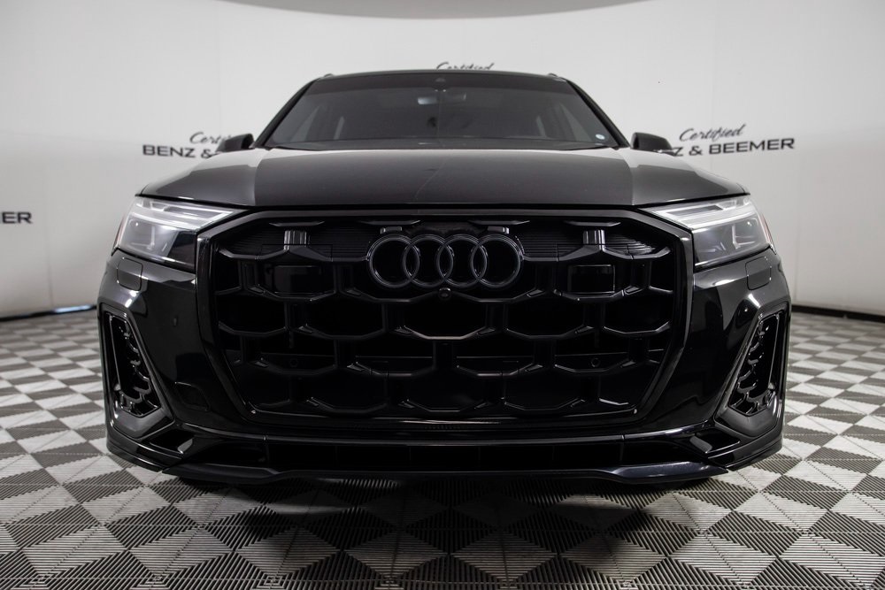 Vehicle image 2 of 49