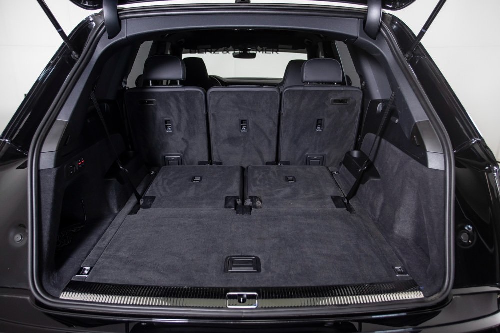Vehicle image 14 of 49