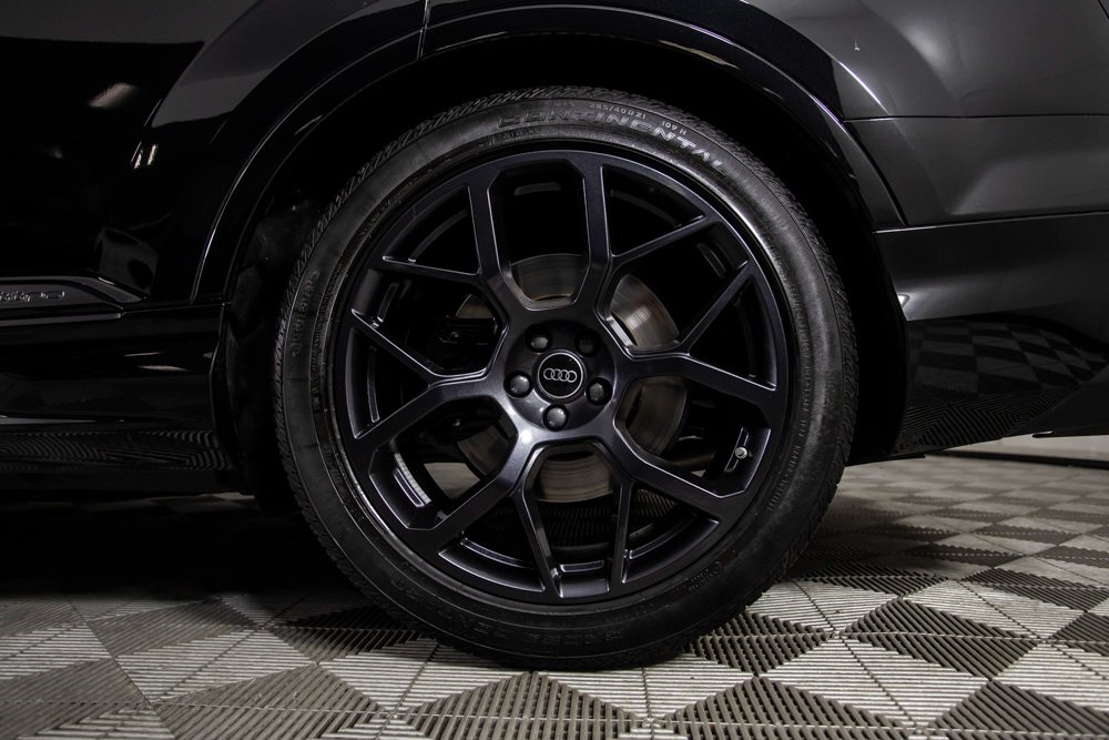 Vehicle image 43 of 49