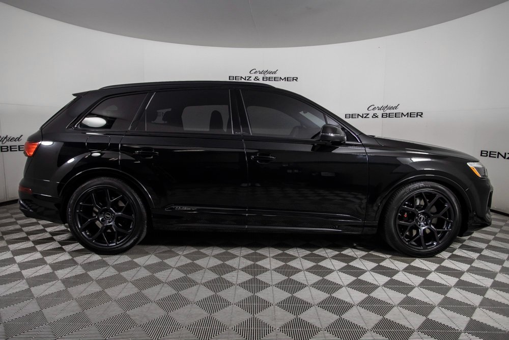 Vehicle image 5 of 49