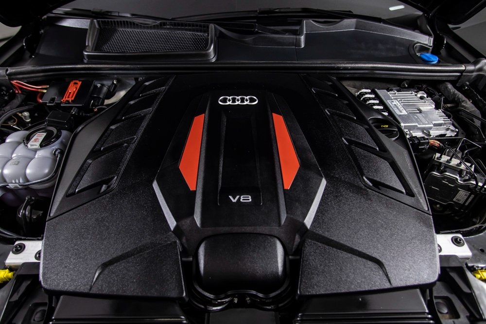 Vehicle image 46 of 49