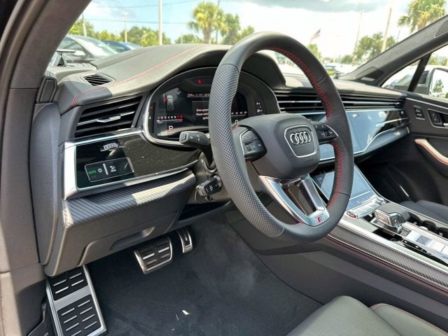 2025 Audi SQ7 Prestige Image 25 of 41
