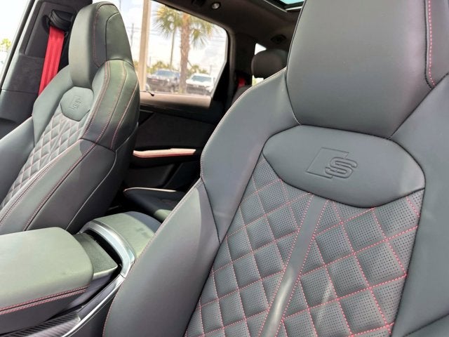 2025 Audi SQ7 Prestige Image 17 of 41