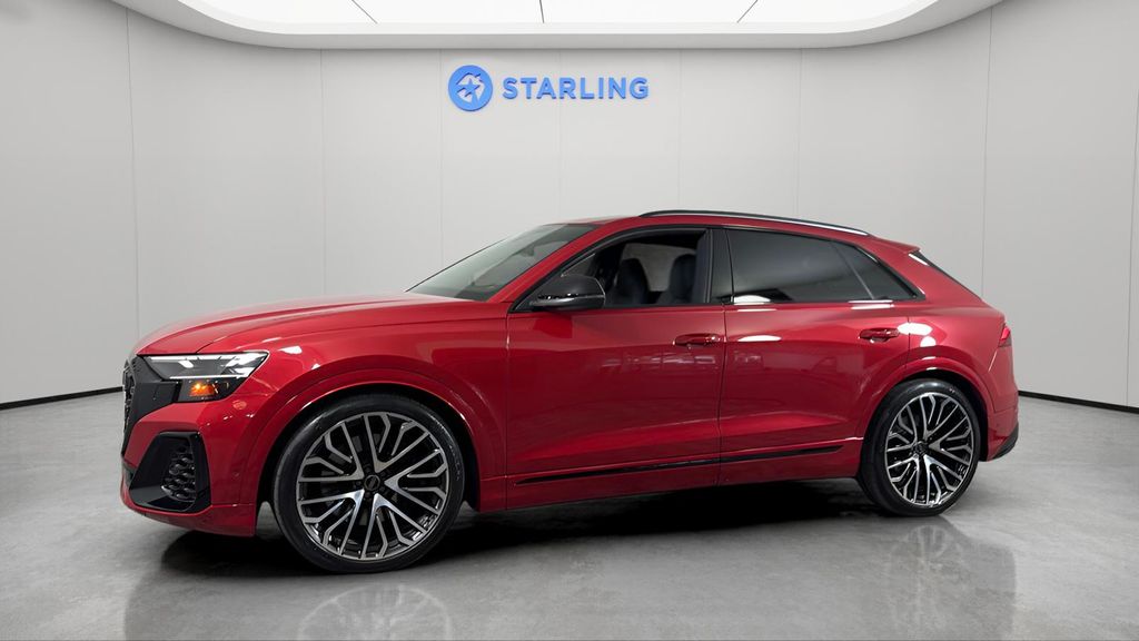 2025 Audi SQ8 Premium Plus Image 3 of 38