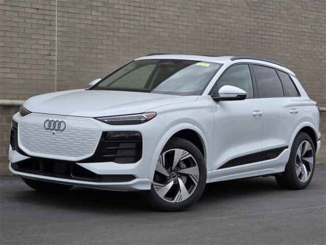 Vehicle image 1 of 44