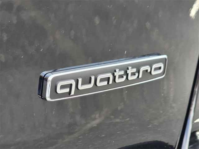 Vehicle image 25 of 44