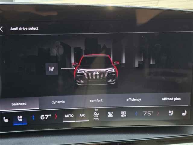 Vehicle image 18 of 44