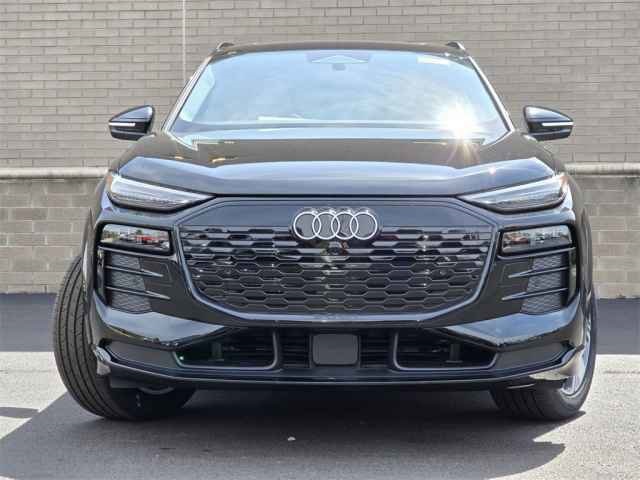 Vehicle image 2 of 44