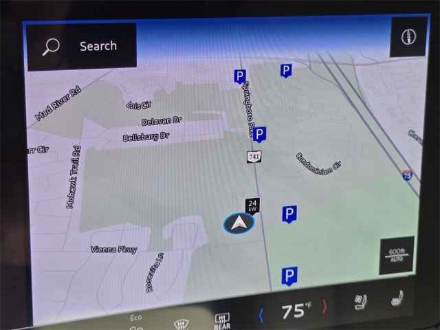Vehicle image 10 of 44