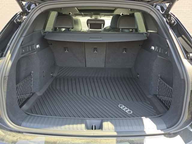 Vehicle image 10 of 46