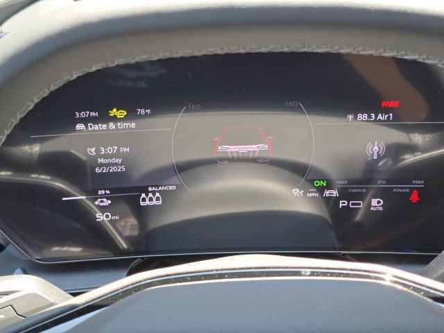 Vehicle image 20 of 46