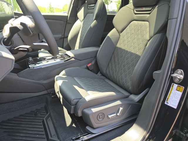 Vehicle image 12 of 46