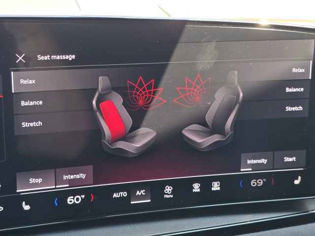 Vehicle image 25 of 46