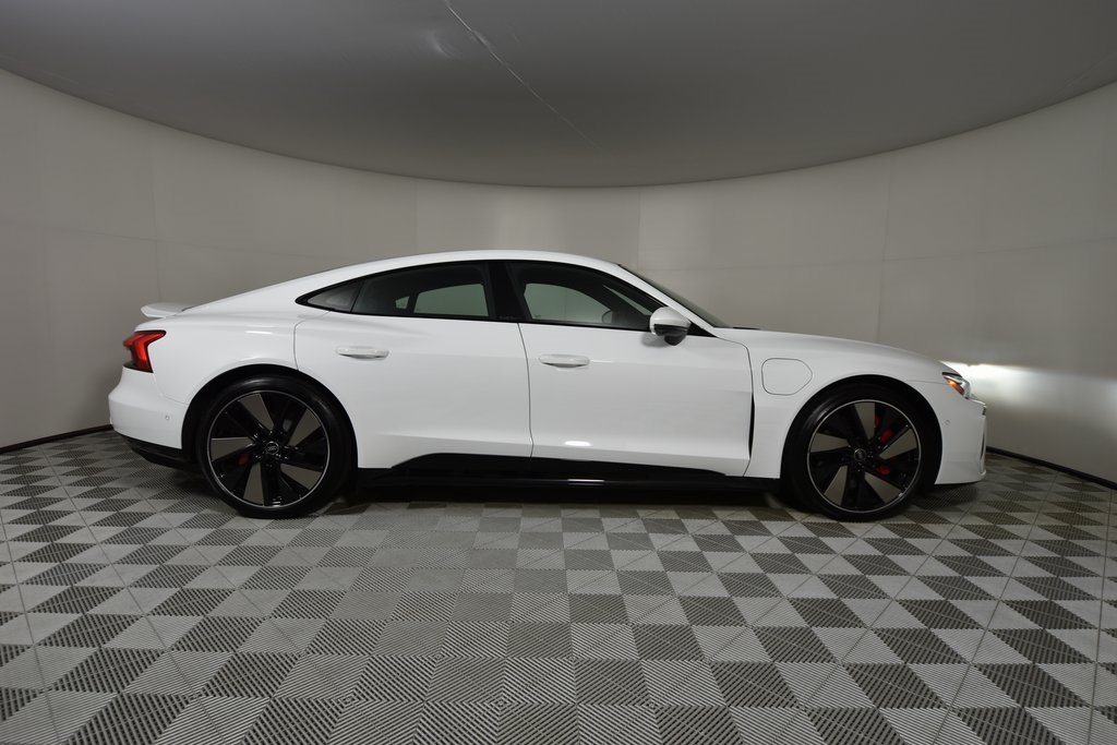 Vehicle image 7 of 19