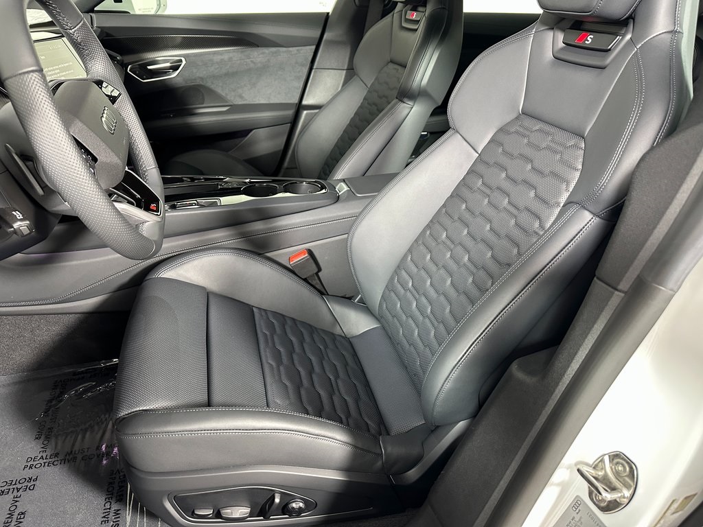 Vehicle image 9 of 19