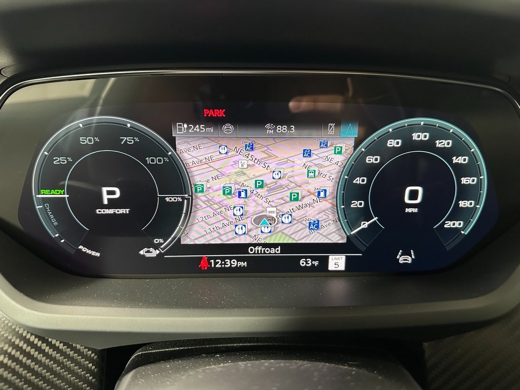 Vehicle image 14 of 19
