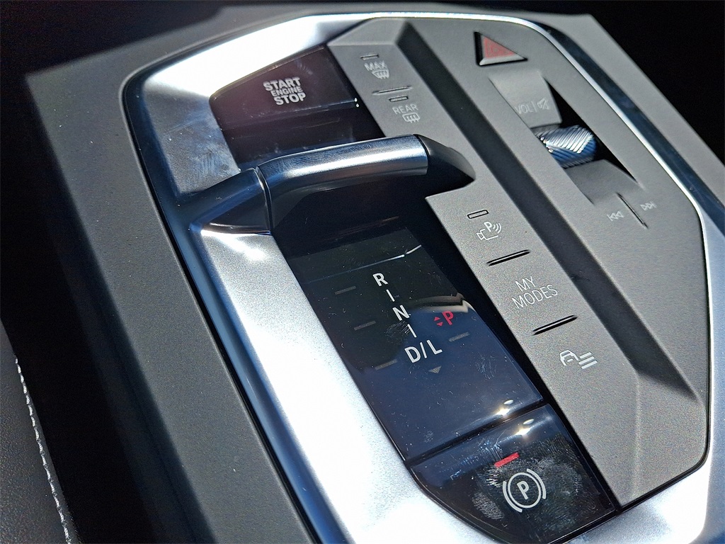 2025 BMW 2 Series 228 xDrive Image 14 of 18